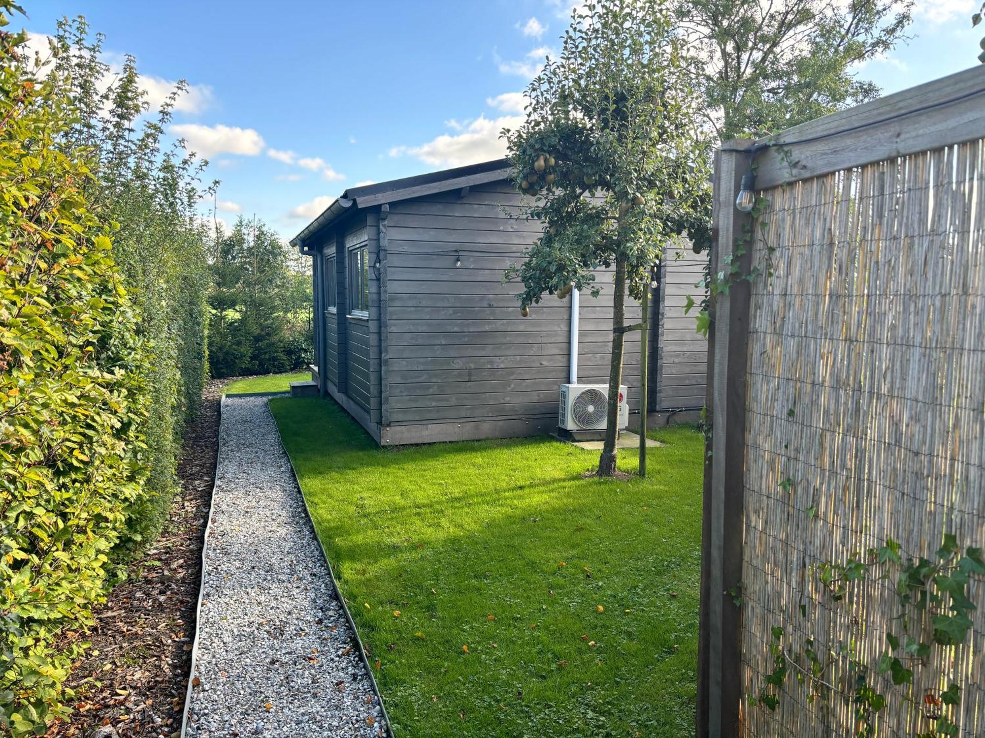 Chalet In Het Groen Met Airco Drachtstercompagnie Kültér fotó